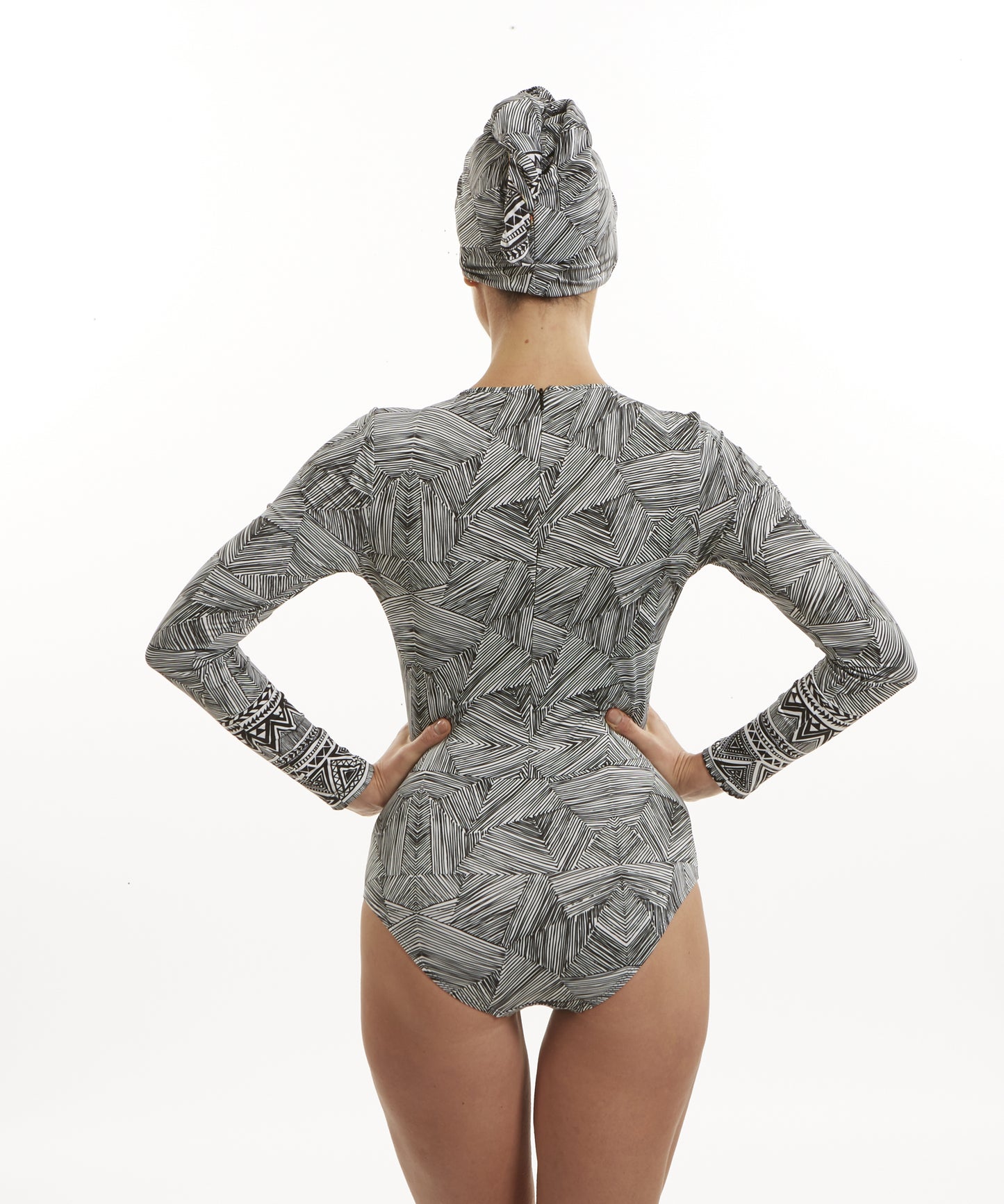 SARA LONG SLEEVES SWIMSUIT